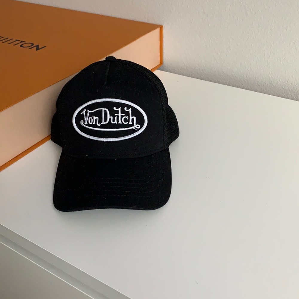 Authentic von Dutch trucker hat